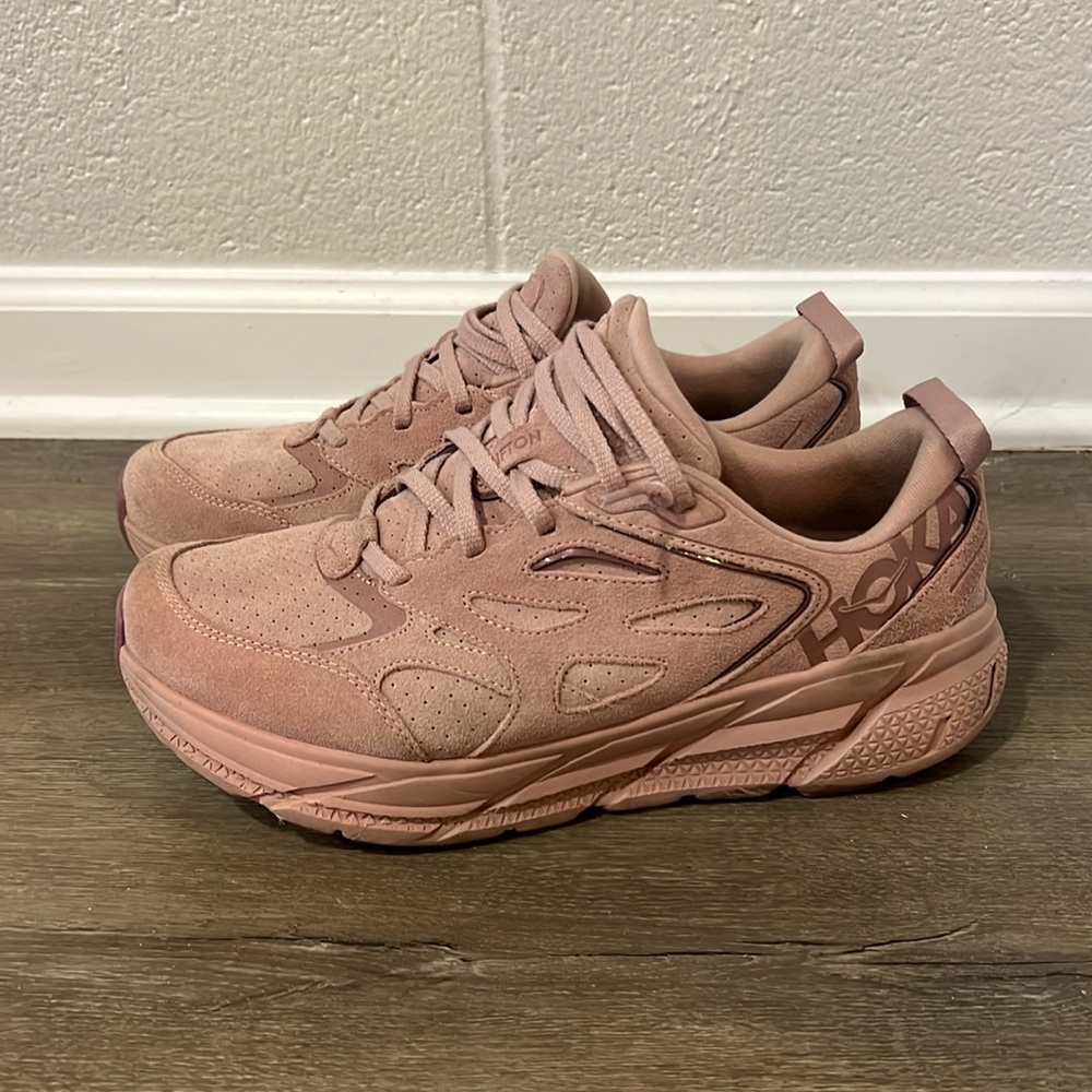 Men’s Hoka Clifton L suede